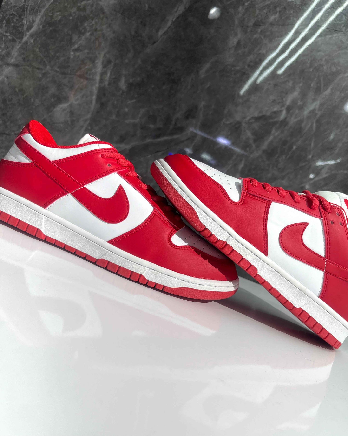 Nike Dunk Low Retro (Red)