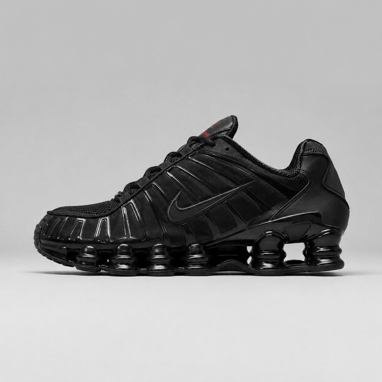 Nike Shoxs Black
