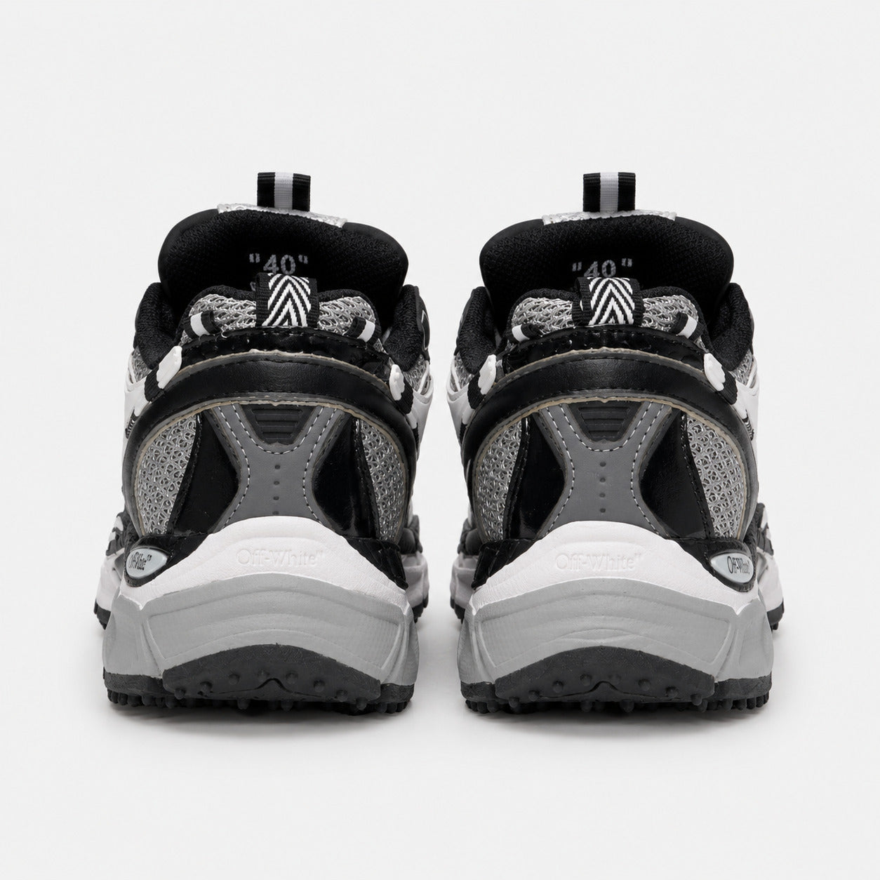 Off-White Be Right Back Black