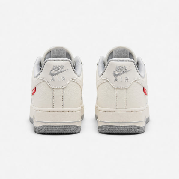 Nike Force One x Supreme