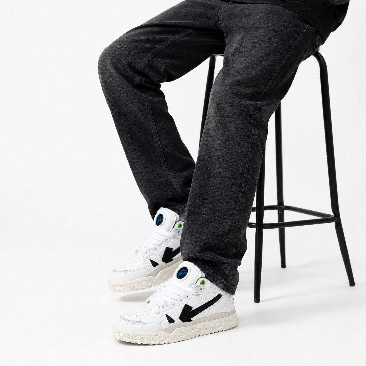 Off White Out Of Office Blanco
