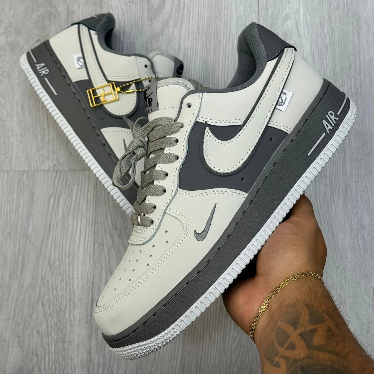 Nike Air Force 1 Nubuck Grafito