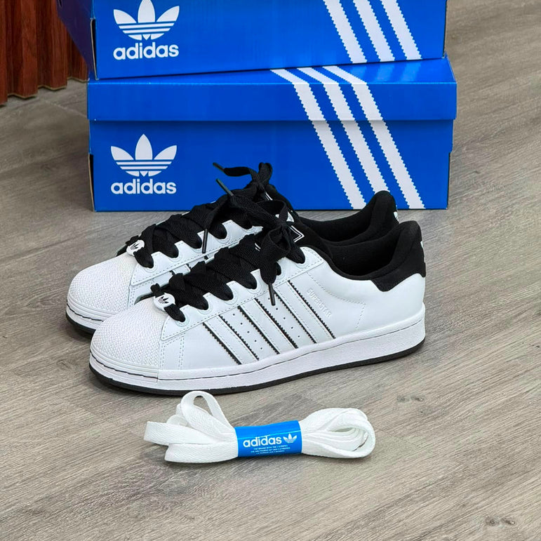 Adidas Superstar
