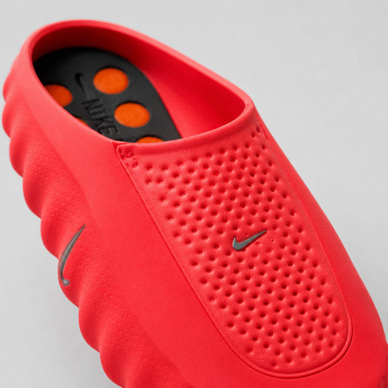 Nike Mind Red