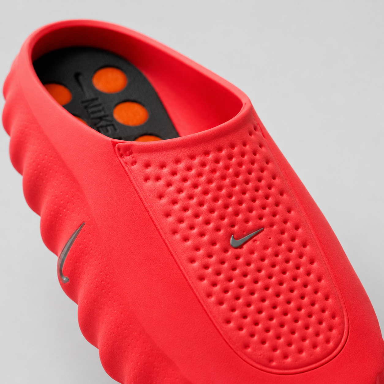 Nike Mind Red
