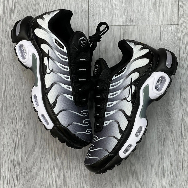 Nike Air Max Plus TN GORE-TEX Black White