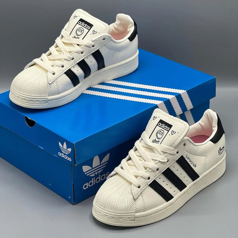 Adidas Super Saravia