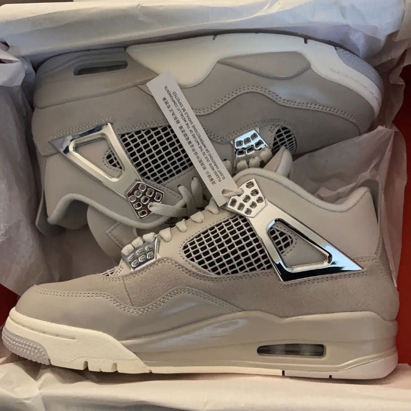 Jordan Retro 4