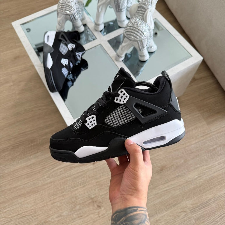 Jordan Retro 4