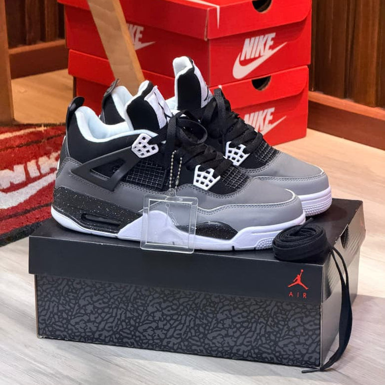 Jordan retro 4