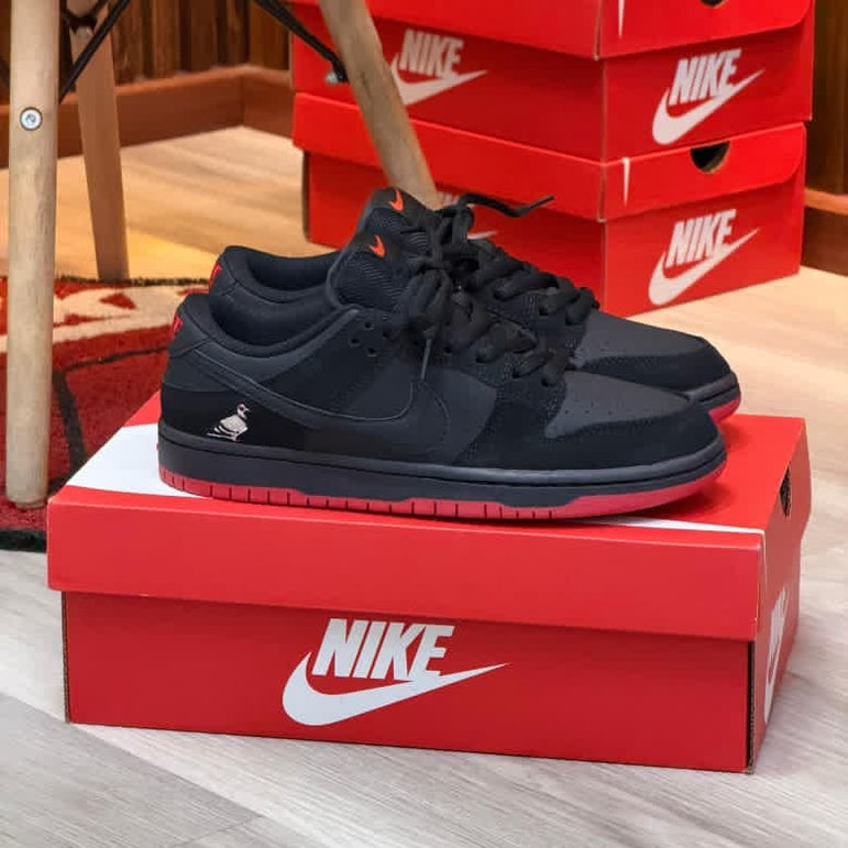 Nike SB Dunk Low