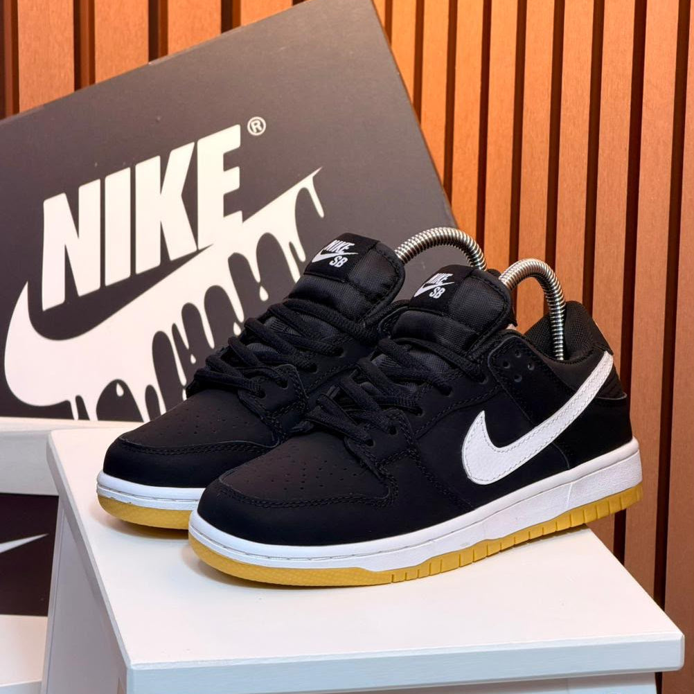Nike SB Dunk Negro