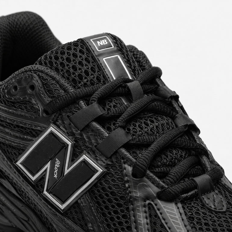 New Balance 1906R