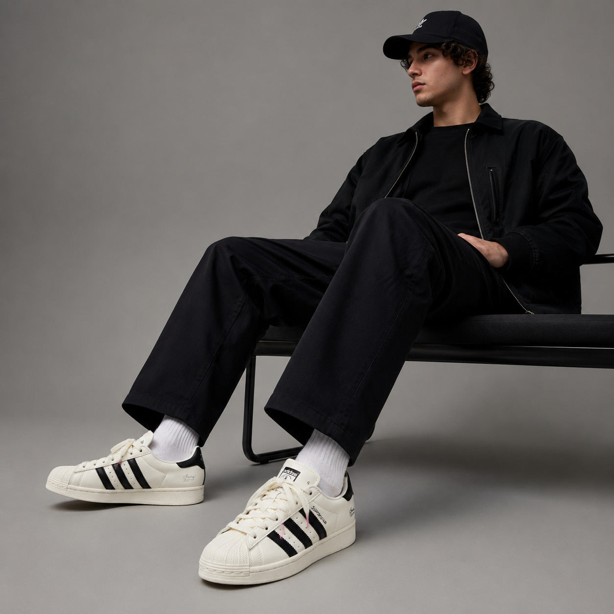 Adidas Super Saravia