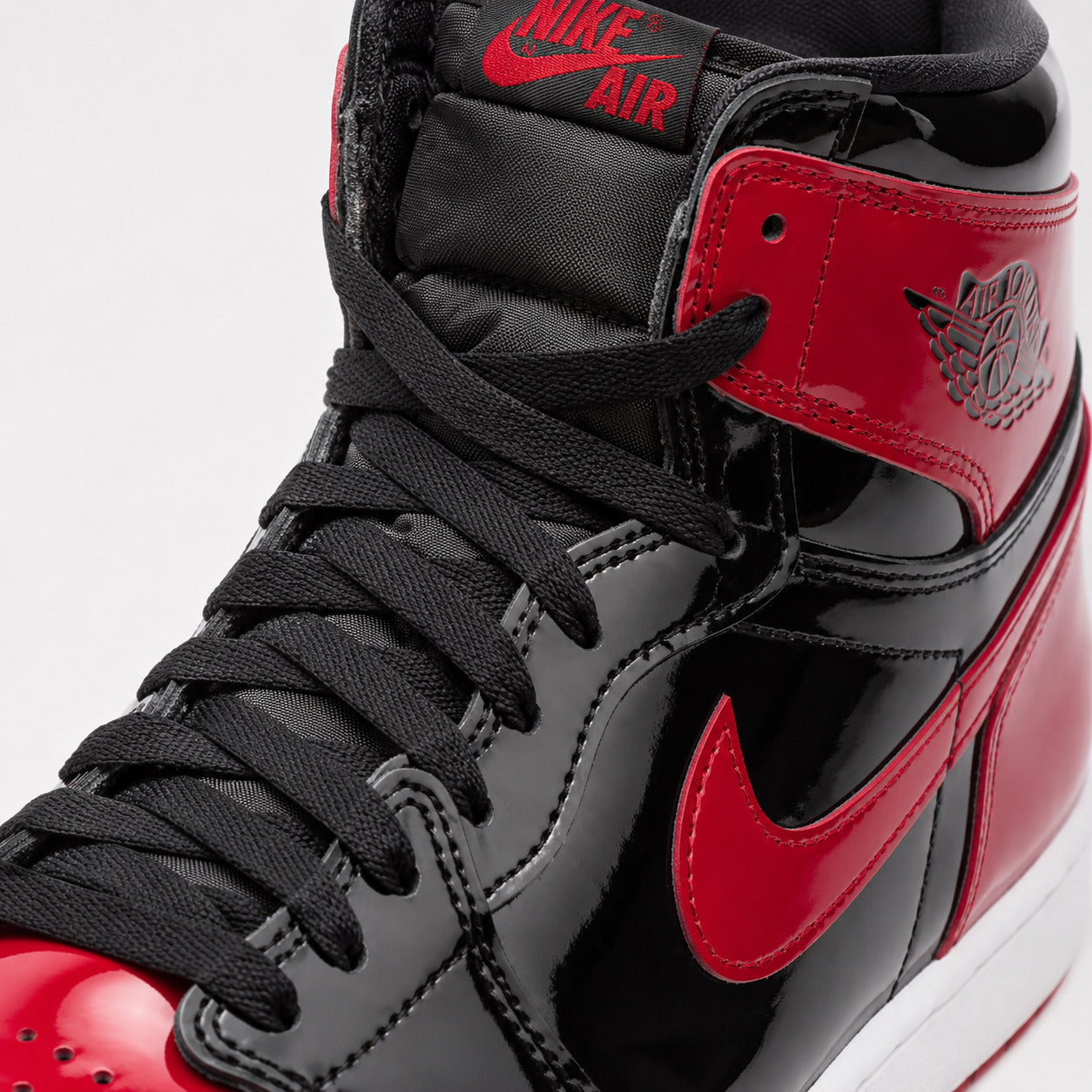 Air Jordan 1 High OG Patent Bred