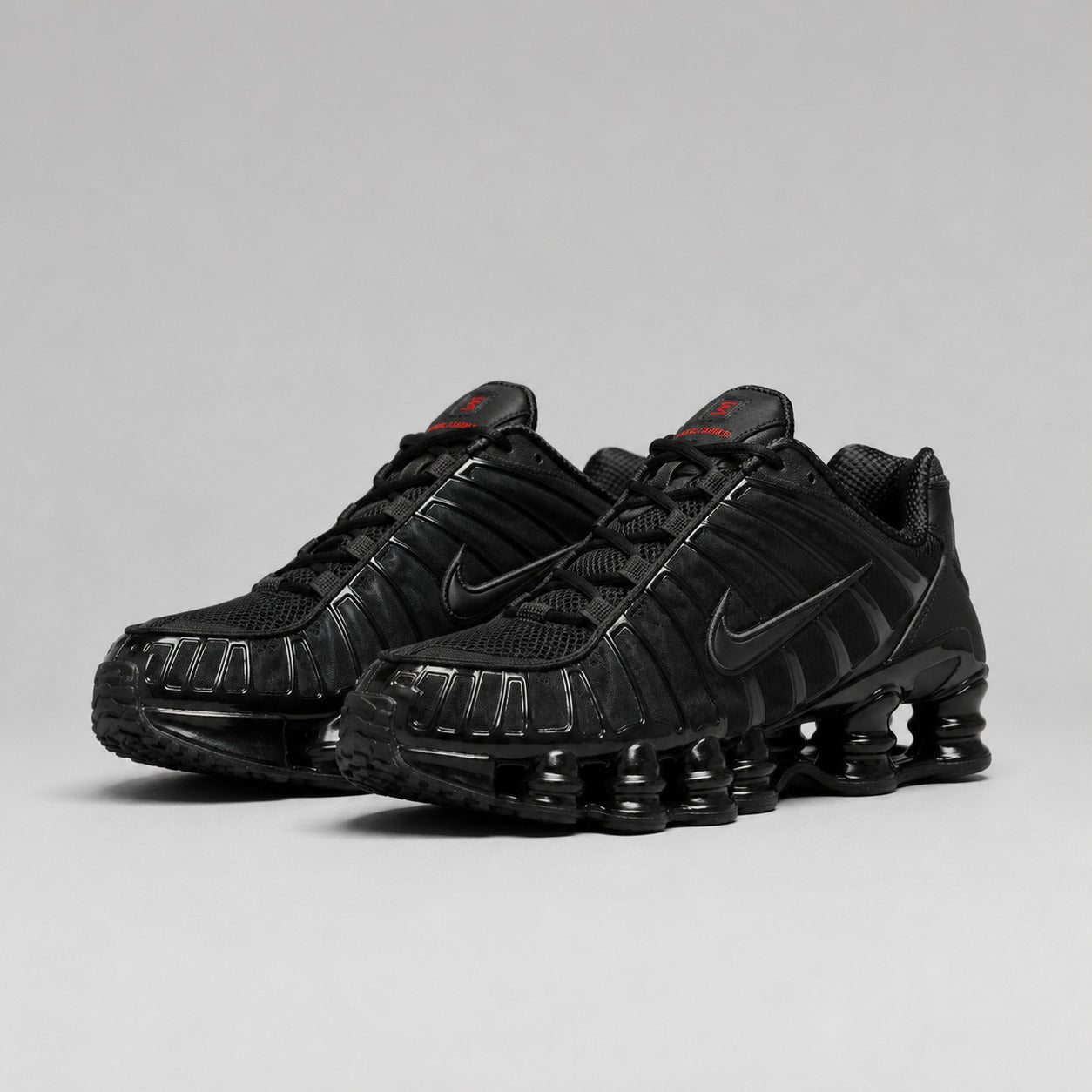 Nike Shoxs Black