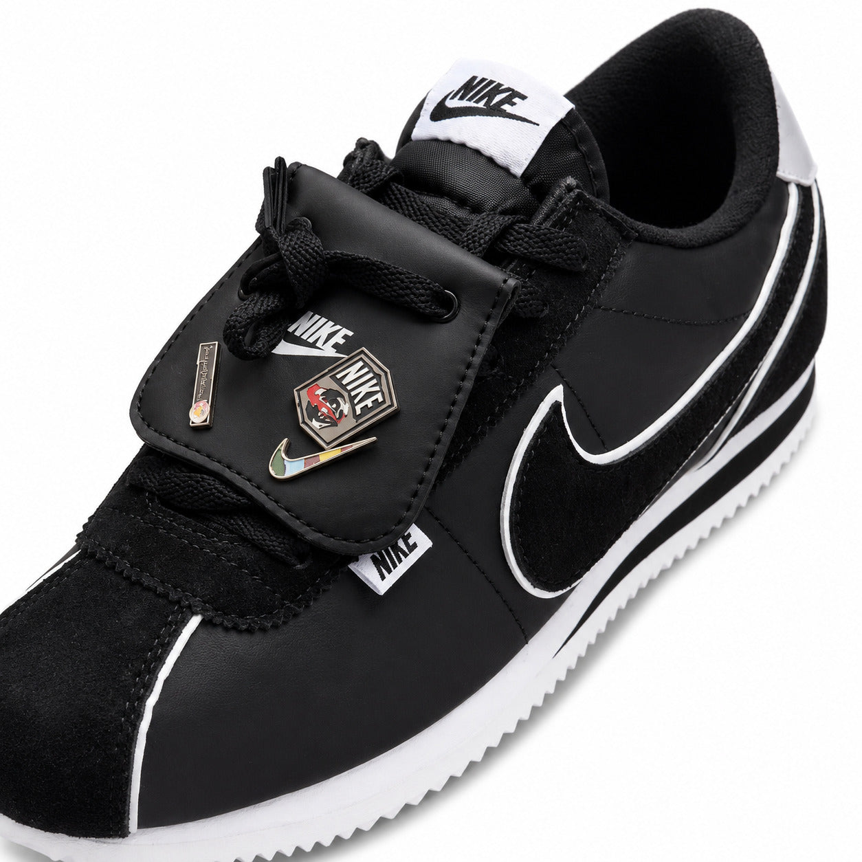 Nike Corteiz Brown Negra con Blanco