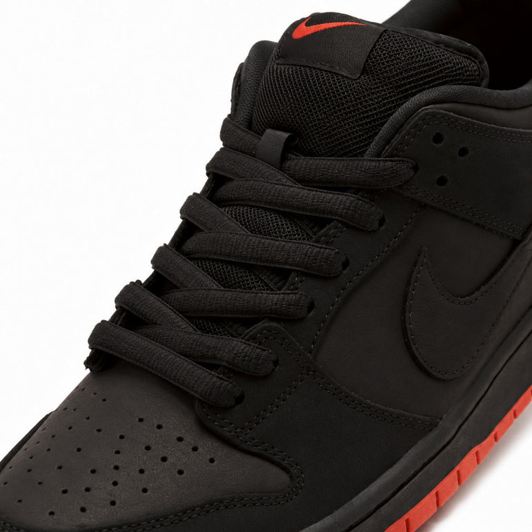Nike SB Dunk Low