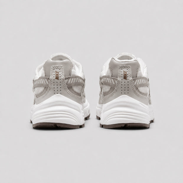 Nike Initiator
