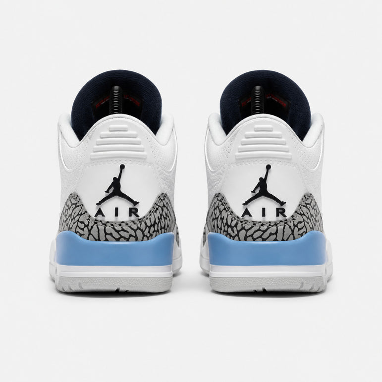 Air Jordan 3 UNC