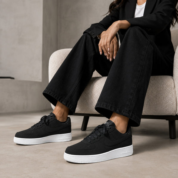 Nike Air Force 1 Black
